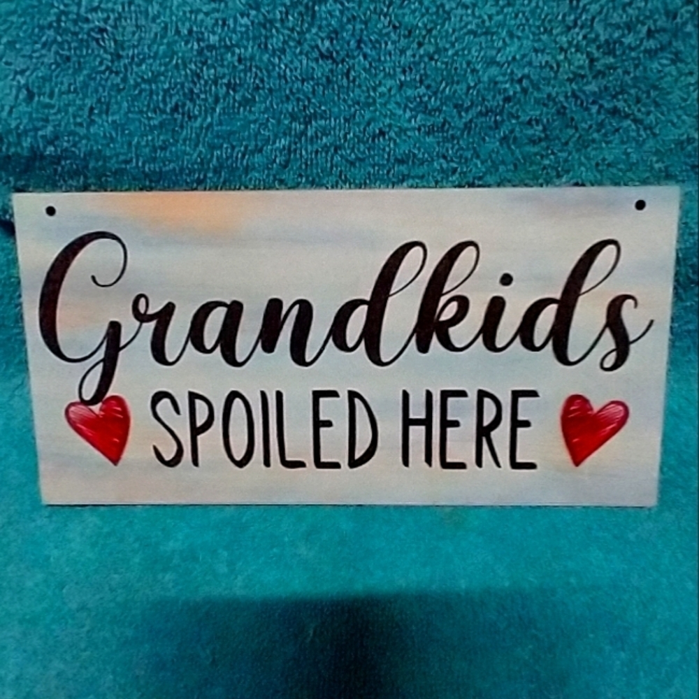Decorative Sign with Red Hearts Grandma Kids Cute Wood